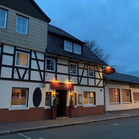 Hotel Und Restaurant Pinkenburg Wennigsen Bagian luar foto