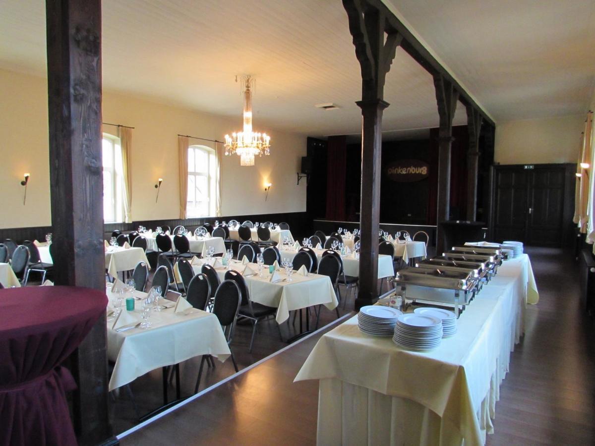 Hotel Und Restaurant Pinkenburg Wennigsen Bagian luar foto